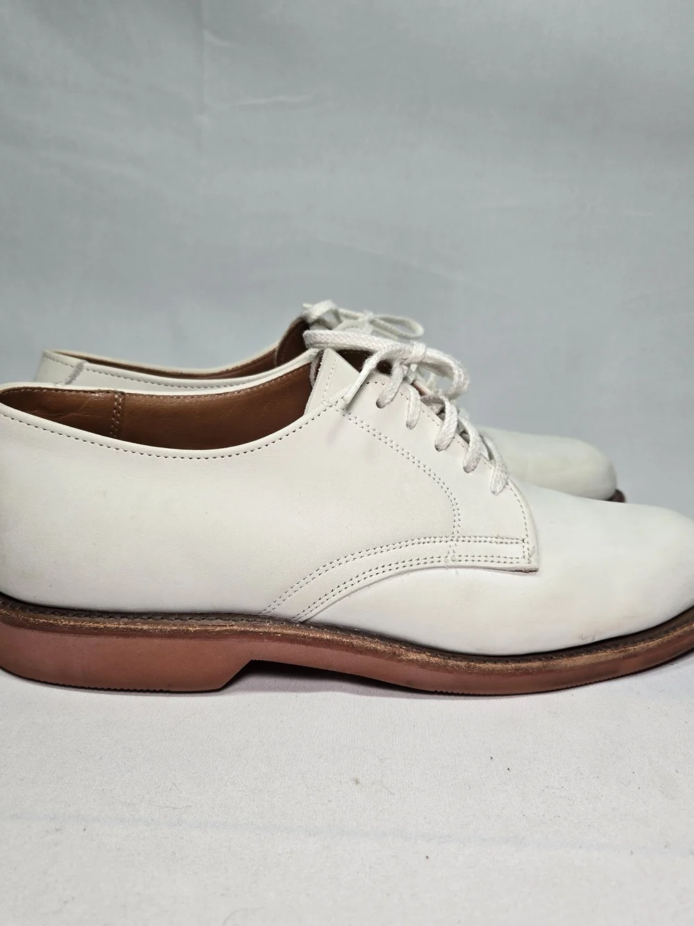 Vintage COLE HAAN White Bucks Nubuck Leather Derby Oxfords Preppy Summer Men 6.5